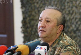Экс-начальника Генштаба ВС Армении вызвали на допрос