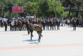 Офицеры Минобороны Азербайджана почтили память погибших во время ВОВ - ФОТО/ВИДЕО