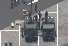 В Японии оцепили зону парковки на шоссе из-за инцидента при перевозке ракет