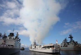 Один человек погиб в результате пожара на борту строящегося корабля ВМС Индии