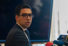 Уклонисты в высоких кабинетах: министр юстиции Армении купил справку для отмазки от армии