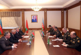 Министр обороны Азербайджана встретился с государственным секретарем Совбеза Беларуси