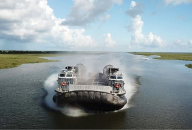 ВМС США готовятся испытать десантный ховеркрафт нового поколения