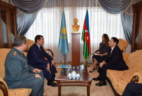 В Баку состоялась встреча посла Казахстана с министром оборонной промышленности Азербайджана