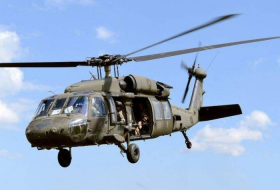 СМИ: Вертолет ВМС США сел на воду на юге Японии