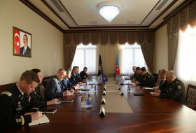 Начальник Генштаба ВС Азербайджана встретился с Верховным главнокомандующим Объединенными силами НАТО в Европе (ВИДЕО)