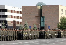 Увольнения в армянской армии как показатель невроза режима Пашиняна - АНАЛИЗ