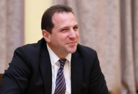 Министр обороны Армении обманул депутатов