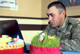 Азербайджанские солдаты передают праздничные поздравления членам своих семей посредством видеосвязи (ВИДЕО)