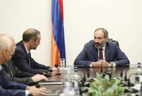 Реформы по-армянски: с коррупцией в армии будет бороться племянник генерала-коррупционера