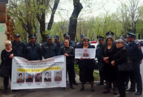 Преступления без наказания: Пашиняну плевать на слезы армянских матерей