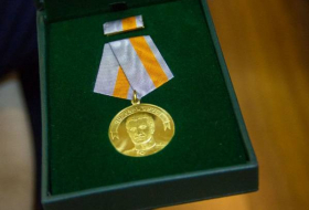 Военное руководство Армении носит медали в честь приспешников нацистов - ФОТО