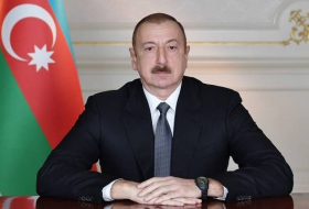 Молодежь Азербайджана пишет президенту: Мы рядом с Вами, мы ждем Вашего приказа!