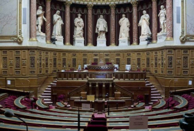 Французские парламентарии призвали Макрона осудить военные провокации Армении