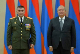 Загадка, стоящая за странным награждением 71 военнослужащего в Армении