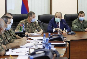 Где спрятался министр обороны Армении?  