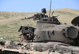 Голь на выдумки хитра, или Как санитарные МТ-ЛБ ВС Армении «превратились» в боевые машины – ФОТО