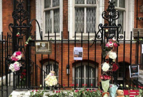 Перед посольством Азербайджана в Великобритании почтили память погибших в Гяндже - ФОТО