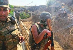 Армянская армия использует манекены в зоне боевых действий