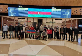 Для оказания медицинских услуг военнослужащим из Турции в Баку приехали еще 20 азербайджанских врачей