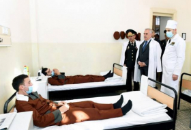 Председатель Верховного Меджлиса Нахчыванской Автономной Республики навестил раненых военнослужащих - ФОТО