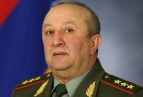 Грызня армянских генералов: Мовсес Акопян против Артака Давтяна