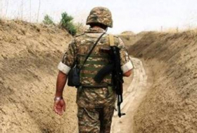 Жена пропавшего армянского офицера: Командиры сбежали, бросив солдат в мясорубку