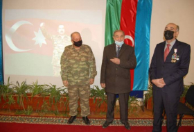 Майор запаса Мубариз Гасымов награжден орденом «Флаг Азербайджана»