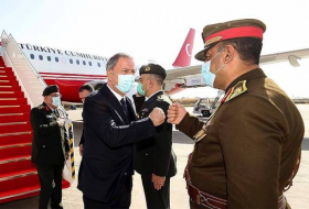 Глава Минобороны Турции прибыл в Багдад