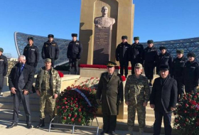Ветераны-танкисты почтили память генерала Ази Асланова