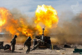 «Боги войны»: Огневое превосходство азербайджанской артиллерии в Карабахе  – ВИДЕО