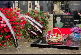 Спортивные журналисты Азербайджана посетили могилу шехида Ульви Мамедова - ФОТО