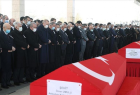 В Анкаре простились с военнослужащими, погибшими при крушении вертолета -ОБНОВЛЕНО