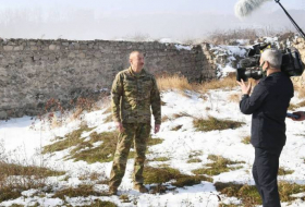 Ильхам Алиев: Наша победоносная армия, поднявшись со стороны Дашалты, преодолев крутые скалы, вошла в Шушу