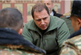 Экс-министра обороны Армении вызвали на допрос