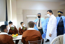 Руководство Минобороны Азербайджана посетило военный госпиталь по случаю праздника Новруз - ФОТО