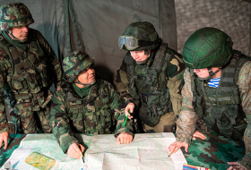 Беларуские военные на учениях отработали штурм населённого пункта