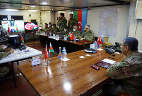 Министры обороны Азербайджана и Турции наблюдали за совместной деятельностью автоматизированных систем управления армий двух стран - ВИДЕО