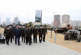 Курсанты АВВУ имени Гейдара Алиева посетили Парк военных трофеев - ВИДЕО