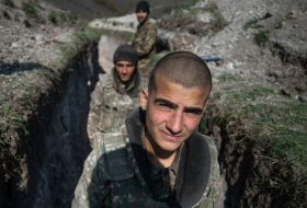 Армянские солдаты: Офицеры бросили нас и убежали, потому мы и попали в плен