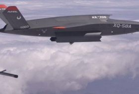 В США боевой беспилотник Valkyrie впервые запустил дрон в полете