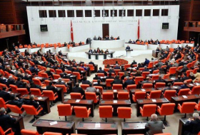 В парламенте Турции будут обсуждены военные преступления Армении