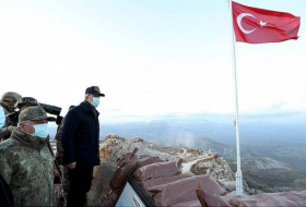 Глава Минобороны Турции прибыл на юго-запад страны - ФОТО