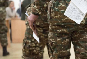 Армянские призывники отказываются от повесток в армию