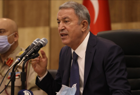 Хулуси Акар: Турция будет поддерживать справедливую позицию Азербайджана 