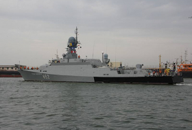 Россия и Казахстан начали совместные военно-морские учения в Каспийском море