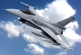 В США высмеяли первый частный истребитель F-16