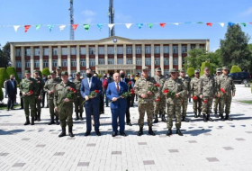 В Бейлагане азербайджанские военнослужащие отметили 76-ю годовщину Победы над фашизмом - ФОТО  