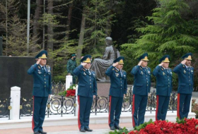 Азербайджанские пограничники почтили память Общенационального лидера – ФОТО