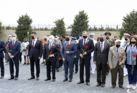 В Баку состоялось мероприятие, по случаю 76-й годовщины Победы над фашизмом - ФОТО